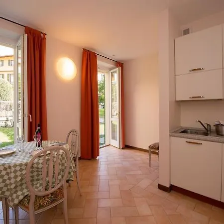 Aparthotel La Limonera 4*