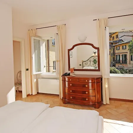 拉莱蒙内尔达居所酒店 3*